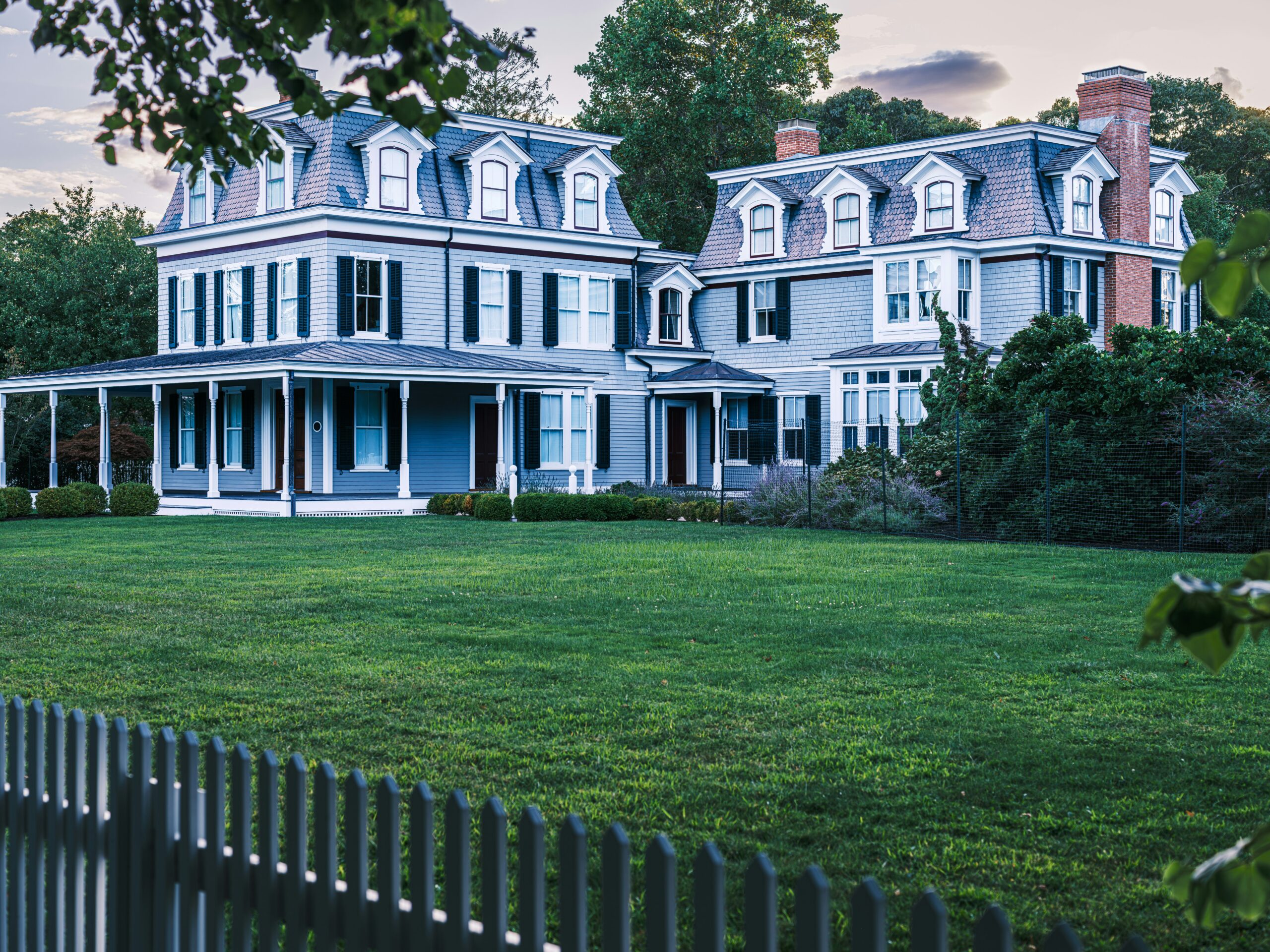 Nashville area upscale home with gutters