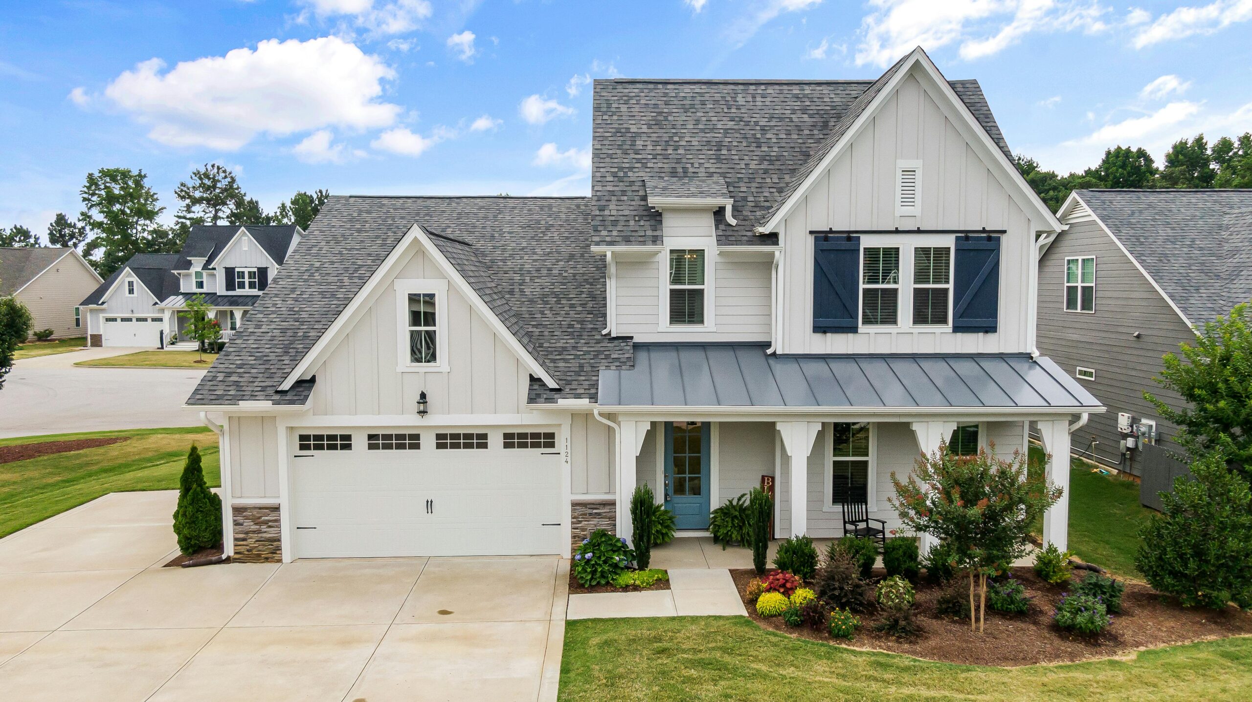 Gutter cleaning service in Willoughby Station Mt. Juliet Tennessee